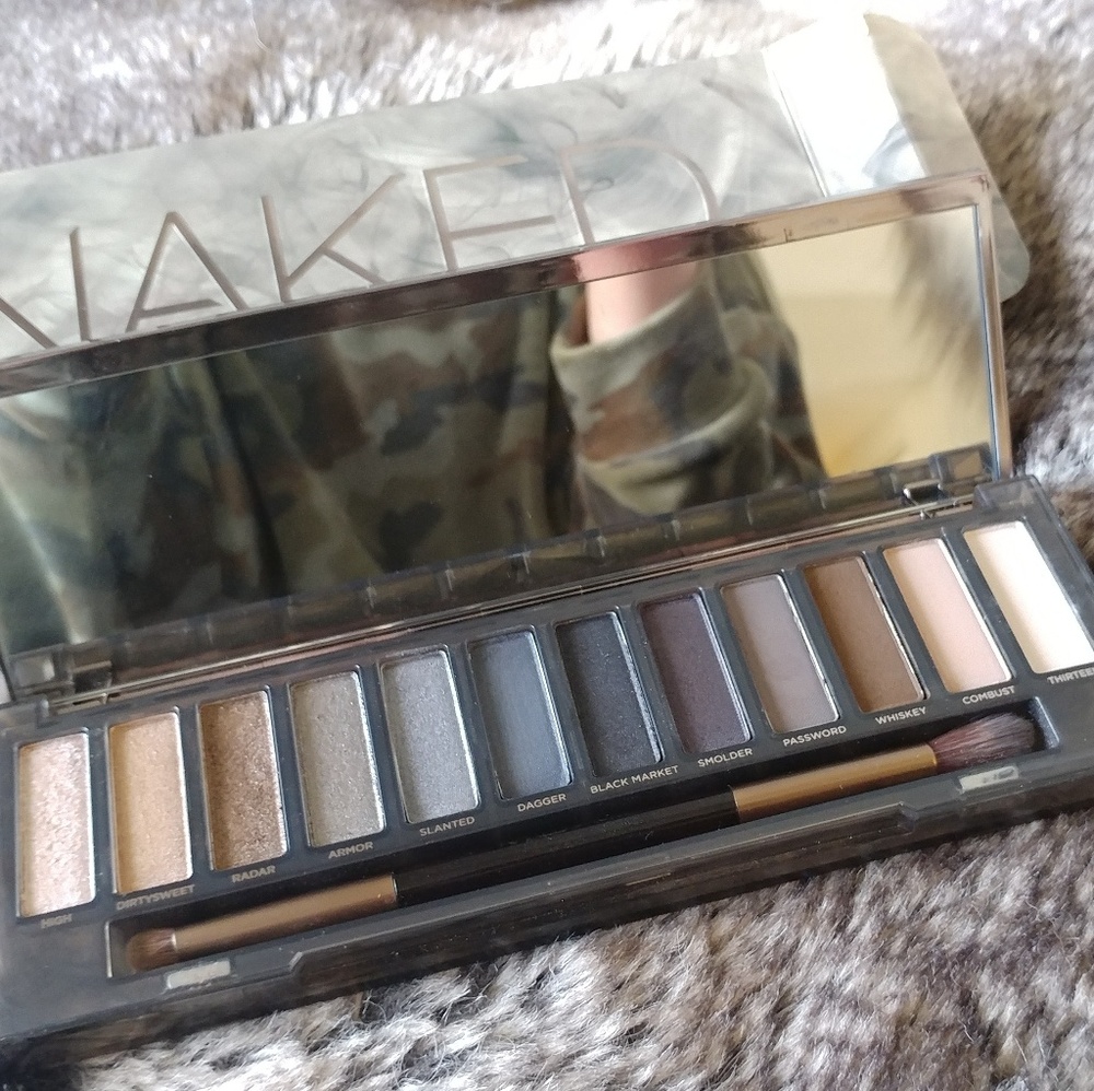Urban decay naked smokey eye palette
